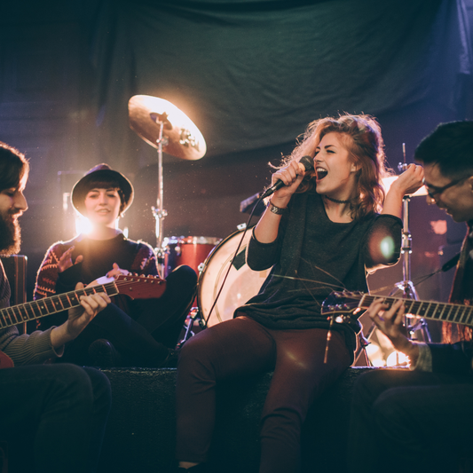 How to Add Dynamics to Your Set Using Acoustic and Piano Tracks