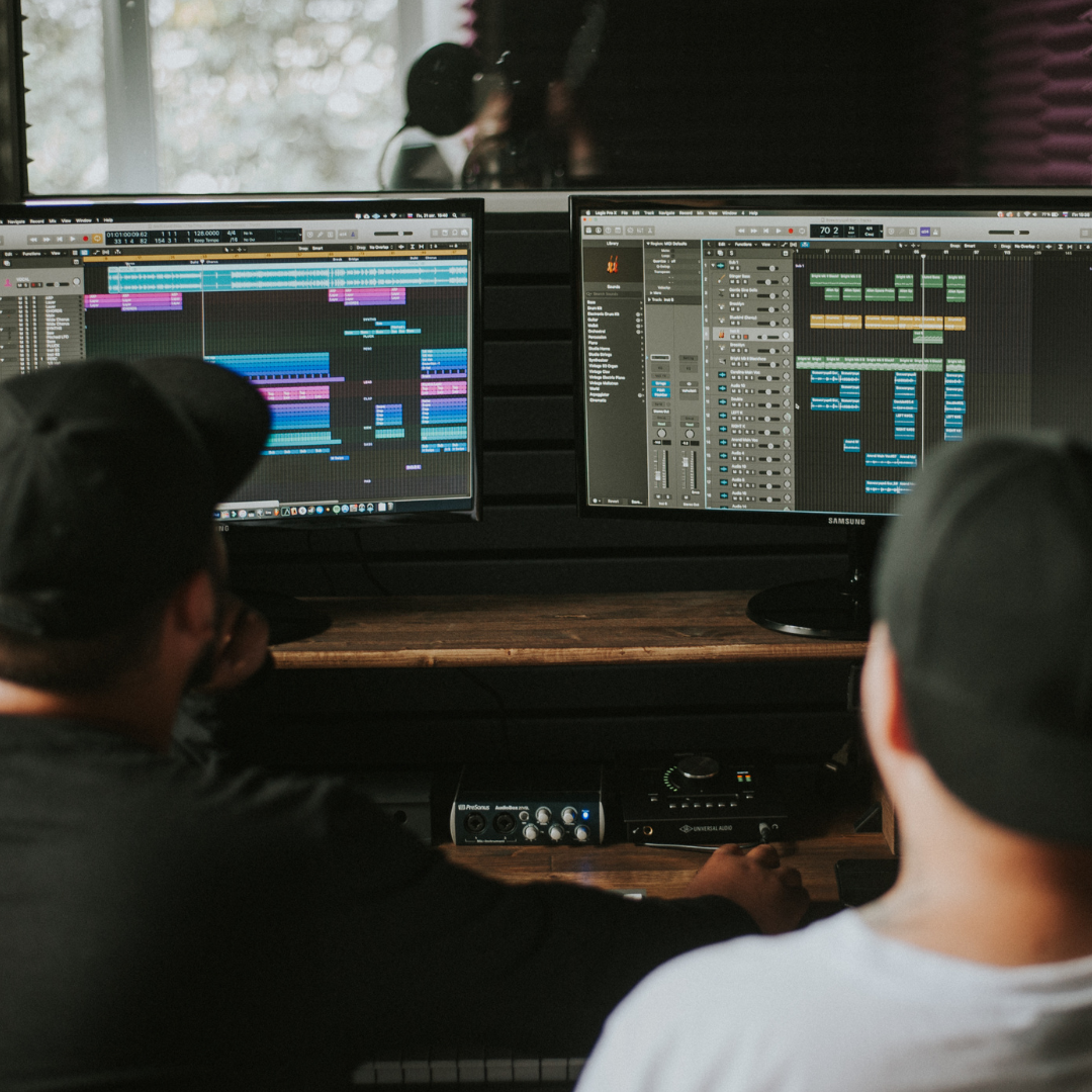 5 Ways to Make Your Backing Tracks Sound More Live on Stage – Acoustic ...